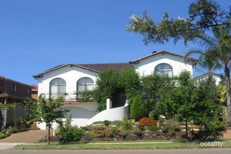 3 Candlewood St, Bossley Park, NSW 2176