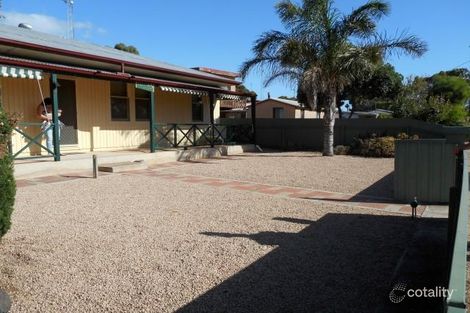 6 Moontana Ave, Moonta Bay, SA 5558