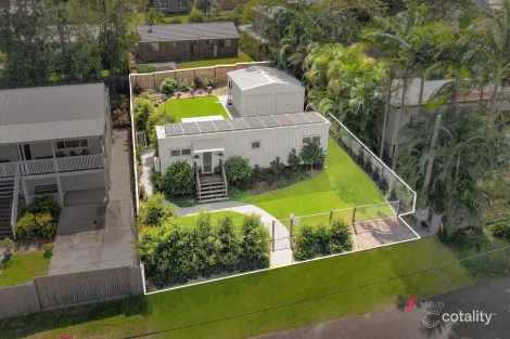 16 Merindah St, Coochiemudlo Island, QLD 4184