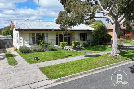 30 Malmesbury St, Wendouree, VIC 3355