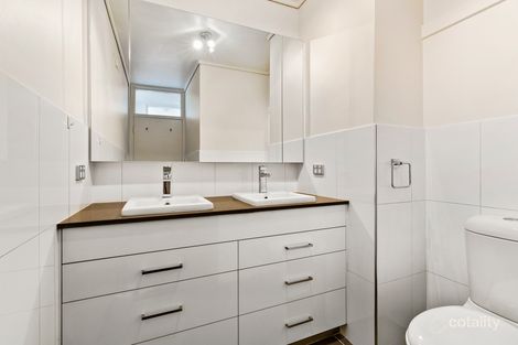 Property photo of 26/46 Lansell Road Toorak VIC 3142