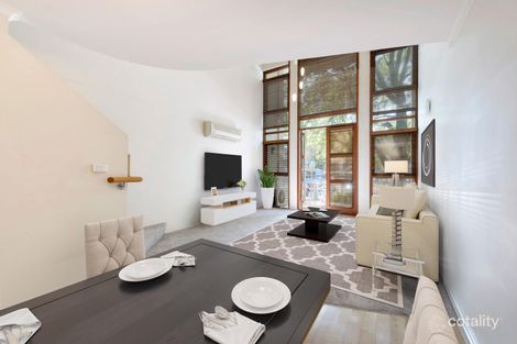 Property photo of 6/18 Captain Cook Crescent Griffith ACT 2603