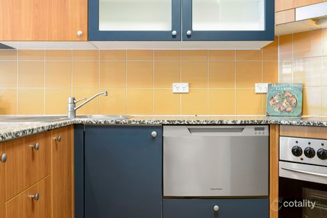 Property photo of 6/18 Captain Cook Crescent Griffith ACT 2603