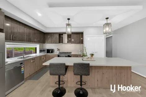 Property photo of 31 Lewis Street Darley VIC 3340