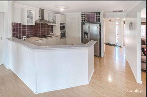 Property photo of 18 Golf View Drive Craigieburn VIC 3064