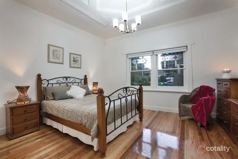 Property photo of 30 Boorool Road Kew East VIC 3102