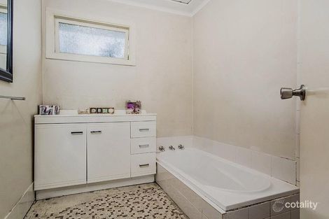 Property photo of 34 Nathaniel Way Orelia WA 6167