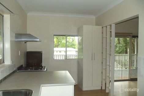 Property photo of 10 Brolga Street Macleay Island QLD 4184