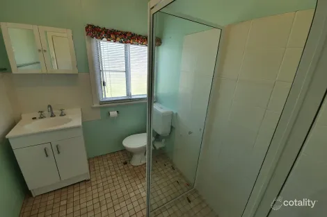 Property photo of 10 Patrick Street East Tamworth NSW 2340