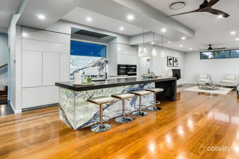 Property photo of 7 The Crescent Ashgrove QLD 4060