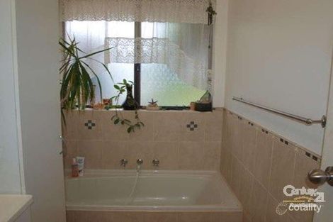 Property photo of 10 Rive Place Thornlie WA 6108