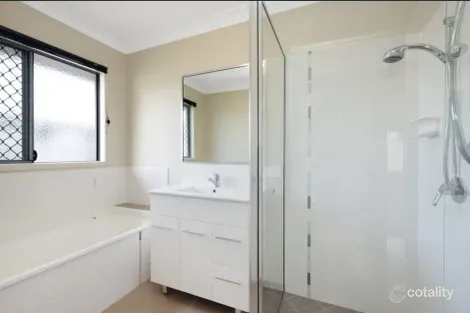 Property photo of 20 Gadsden Loop Mount Louisa QLD 4814
