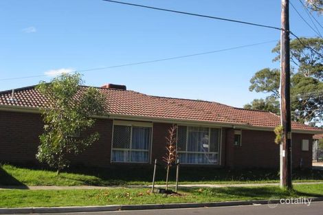 1/1 Gwenda St, Dandenong, VIC 3175