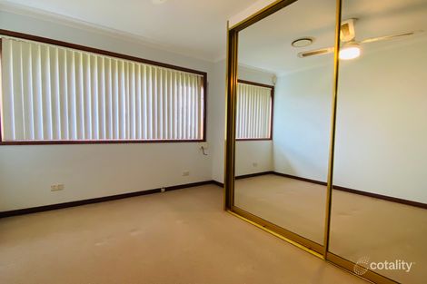 Property photo of 21 Buranda Crescent St Johns Park NSW 2176