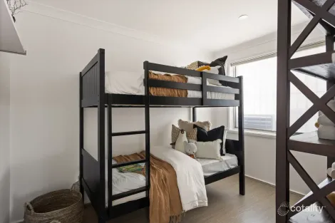 Property photo of 7 Hazel Street Georges Hall NSW 2198