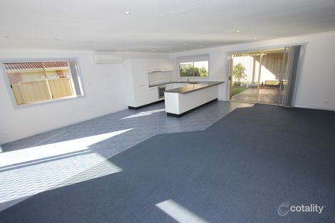 Property photo of 19 Merideth Place Green Point NSW 2251