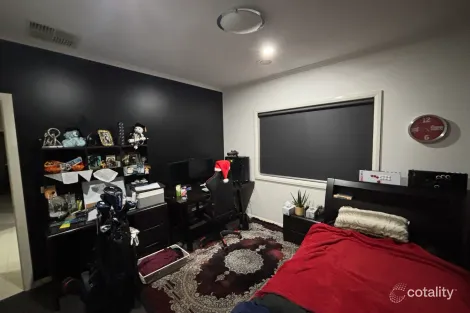 Property photo of 17 Mickleham Drive Cranbourne North VIC 3977