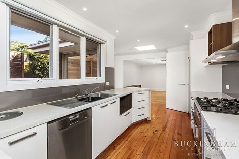 Property photo of 29 Coolabah Drive Eltham VIC 3095