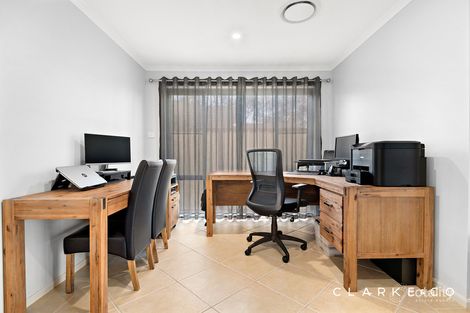 Property photo of 41 Squadron Crescent Rutherford NSW 2320
