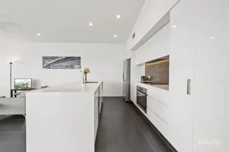 Property photo of 31 Waterway Drive Birtinya QLD 4575