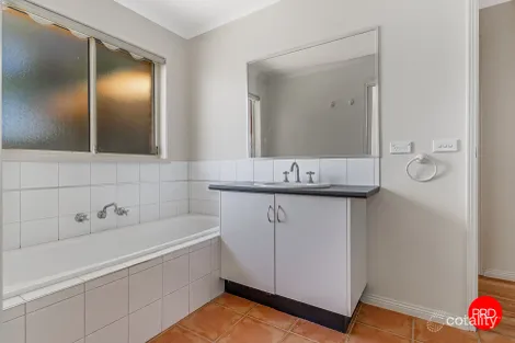 Property photo of 8/14 Butts Road Eaglehawk VIC 3556