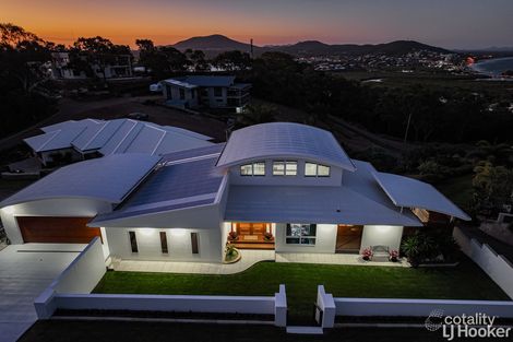 Property photo of 25 Banksia Place Taranganba QLD 4703