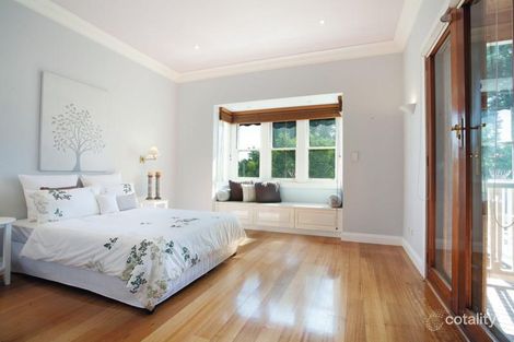 Property photo of 11 Penrhyn Avenue Glen Iris VIC 3146