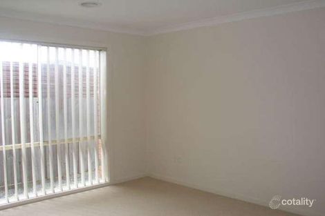 Property photo of 8 Bushy Park Place Carrum Downs VIC 3201