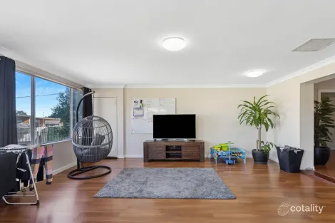 Property photo of 81 Collingbourne Drive Elizabeth Vale SA 5112