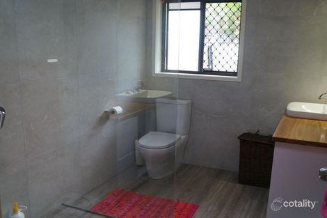 Property photo of 6 Logan Court Mount Ommaney QLD 4074