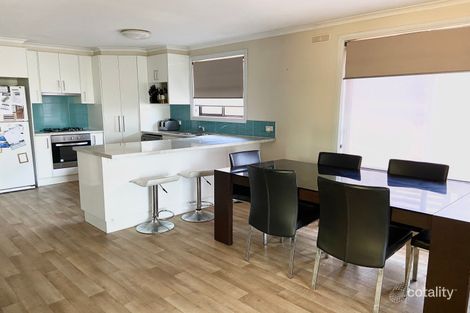 Property photo of 7 Clyde Crescent Warrnambool VIC 3280