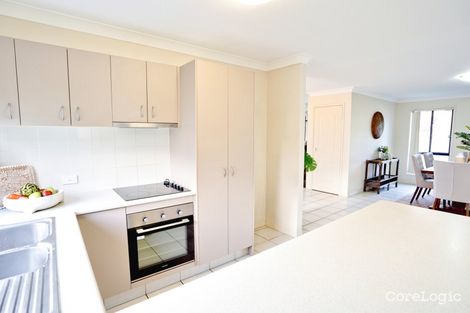 Property photo of 5 Respall Way Arundel QLD 4214