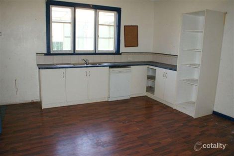 Property photo of 214 Fourth Street Wonthella WA 6530