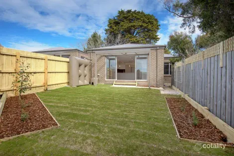 Property photo of 4/5 Seaview Parade Dromana VIC 3936