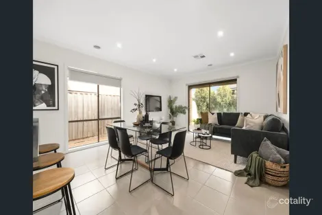 Property photo of 53 Thoroughbred Drive Clyde North VIC 3978