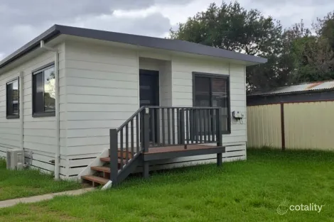 7 Lowe Cres, Sunshine, VIC 3020