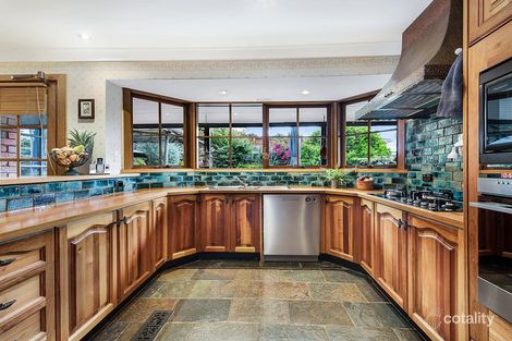 Property photo of 9 Rebecca Close Wheelers Hill VIC 3150