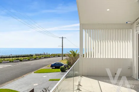 Property photo of 2/21 Stone Street Stockton NSW 2295