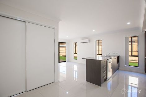 Property photo of 1/15 Baird Circuit Redbank Plains QLD 4301