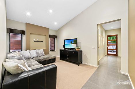 Property photo of 18 Botanical Drive Caroline Springs VIC 3023
