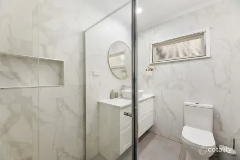 Property photo of 7 Curwen Terrace Chermside QLD 4032