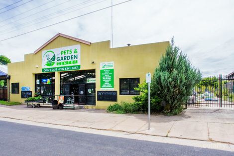 2 Vaux St, Cowra, NSW 2794