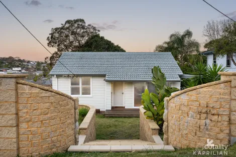 15 Leicester Ave, Belmont North, NSW 2280
