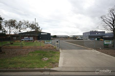 300 Boundary Rd, Breakwater, VIC 3219