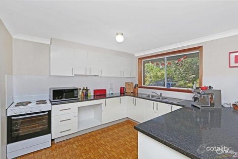 Property photo of 17 Noorong Avenue Forresters Beach NSW 2260