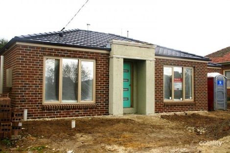 1a Fernbanks Ct, Ballarat North, VIC 3350