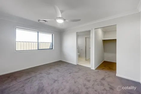Property photo of 23 Caspian Circuit Woongarrah NSW 2259