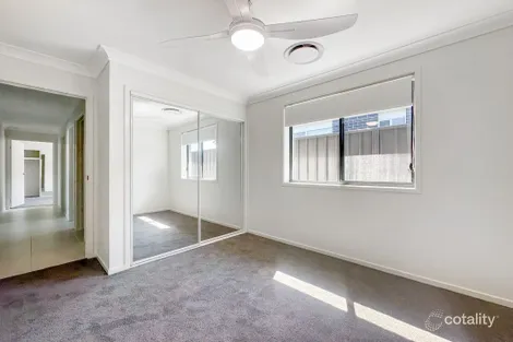 Property photo of 23 Caspian Circuit Woongarrah NSW 2259