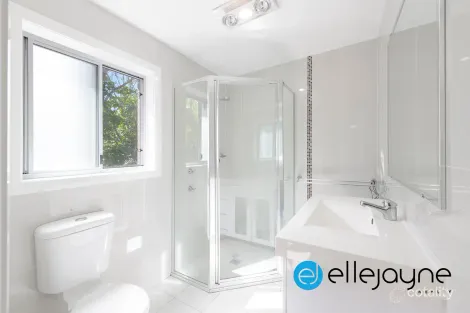 Property photo of 15 Amphora Drive Balcolyn NSW 2264