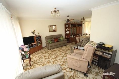 Property photo of 11 Regency Circuit Tuncurry NSW 2428